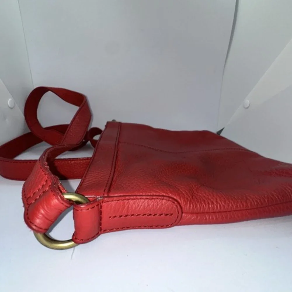 Fossil Morgan Red Pebble Leather Traveler Messenger Crossbody Shoulder Bag - Picture 4 of 9